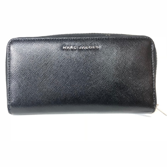 Marc Jacobs Handbags - Marc Jacobs Saffiano Tri Color Wallet Black